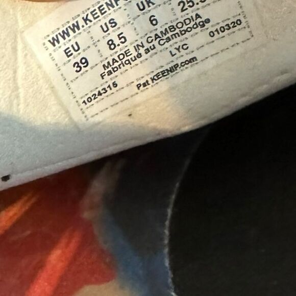 KEEN UNEEK x Garcia Sandals 2 Cord 1024315 New York at Night Women’s size 8.5 - Picture 6 of 9